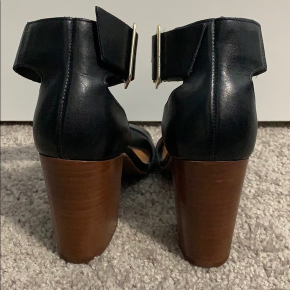 ❌ SOLD ❌ Steve Madden Heels - Picture 3 of 4